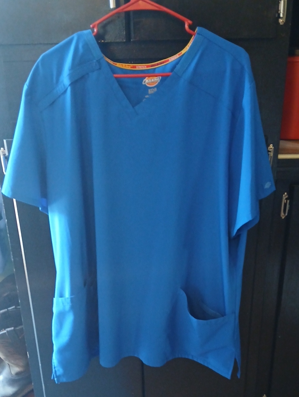 Dickies Men’s Blue V-Neck Scrub Top